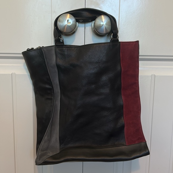 Longchamp - Leather & Suede multi color tote with pockets. NWOT - Picture 3 of 11